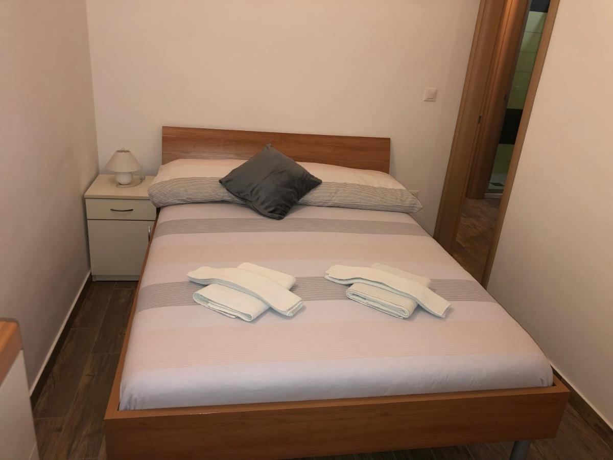 Apartmani Ivana Крес Екстериор снимка