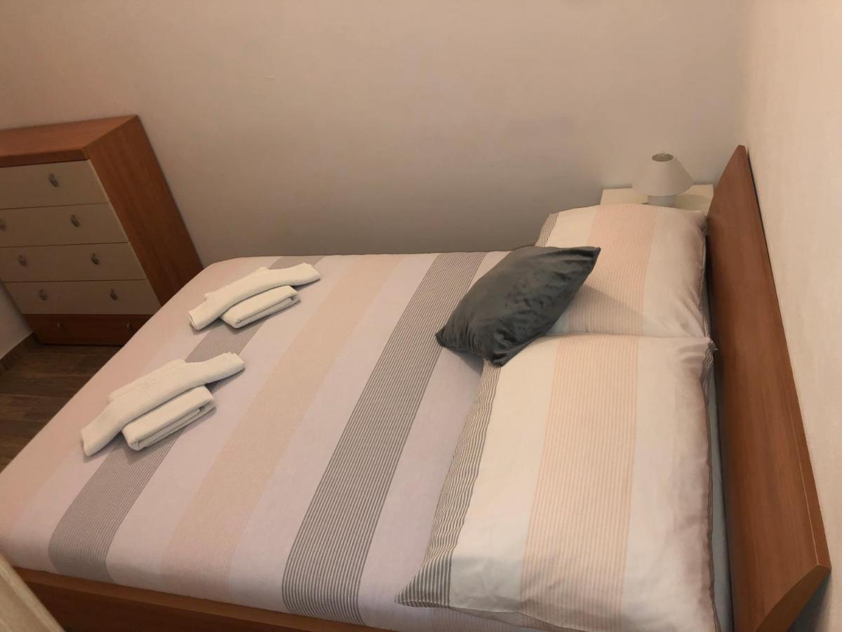 Apartmani Ivana Крес Екстериор снимка